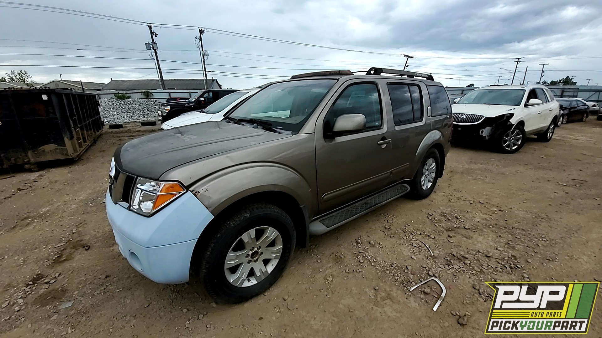2005 NISSAN PATHFINDER available for parts