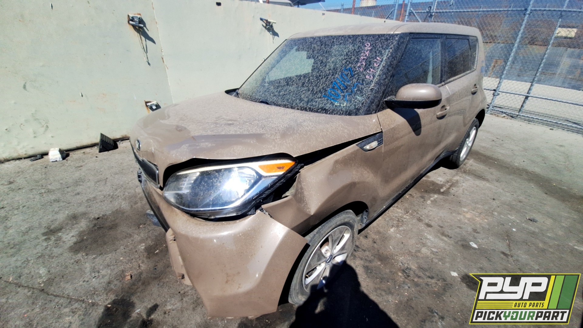 2014 KIA SOUL available for parts
