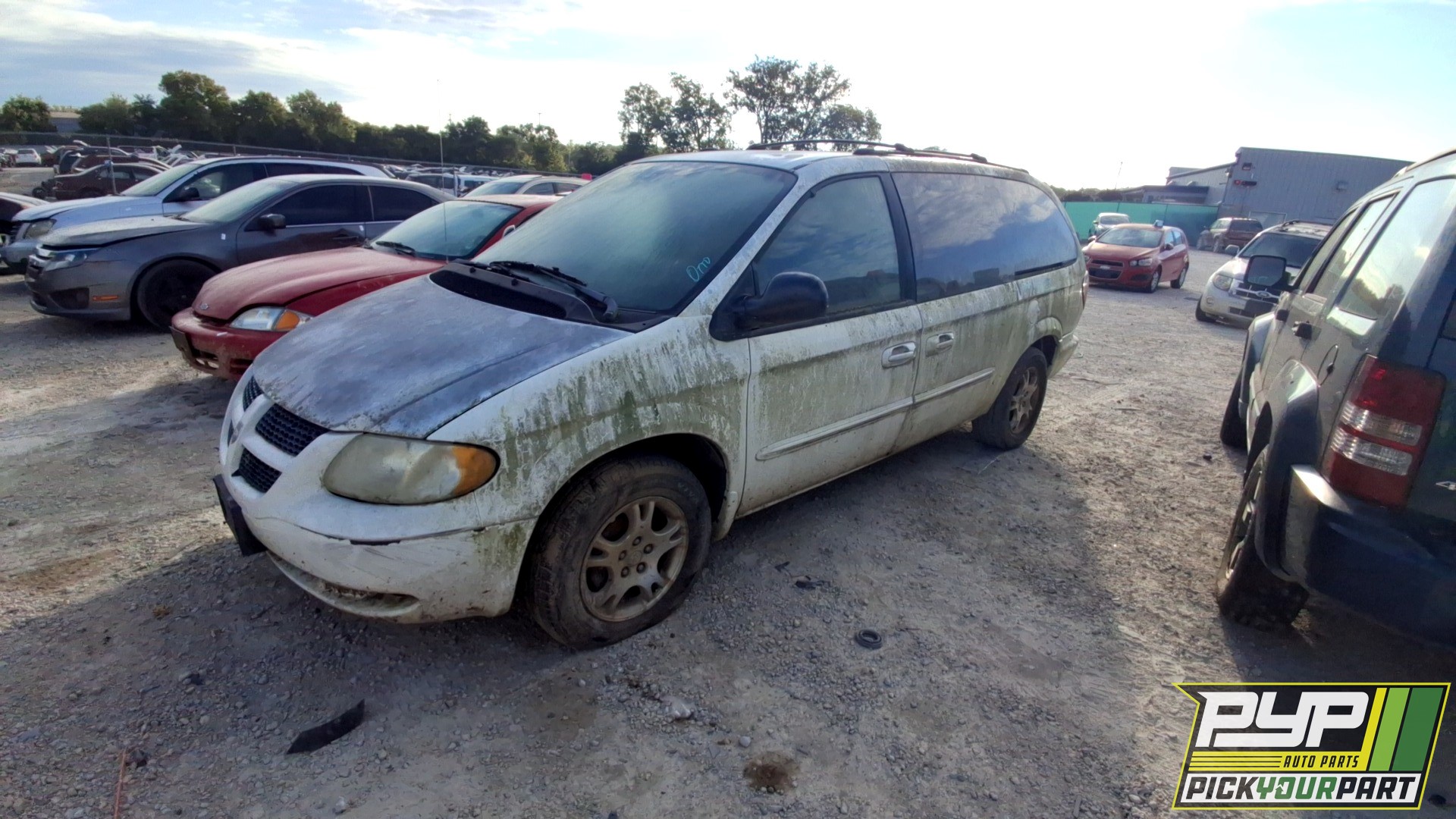 2003 DODGE GRAND CARAVAN available for parts