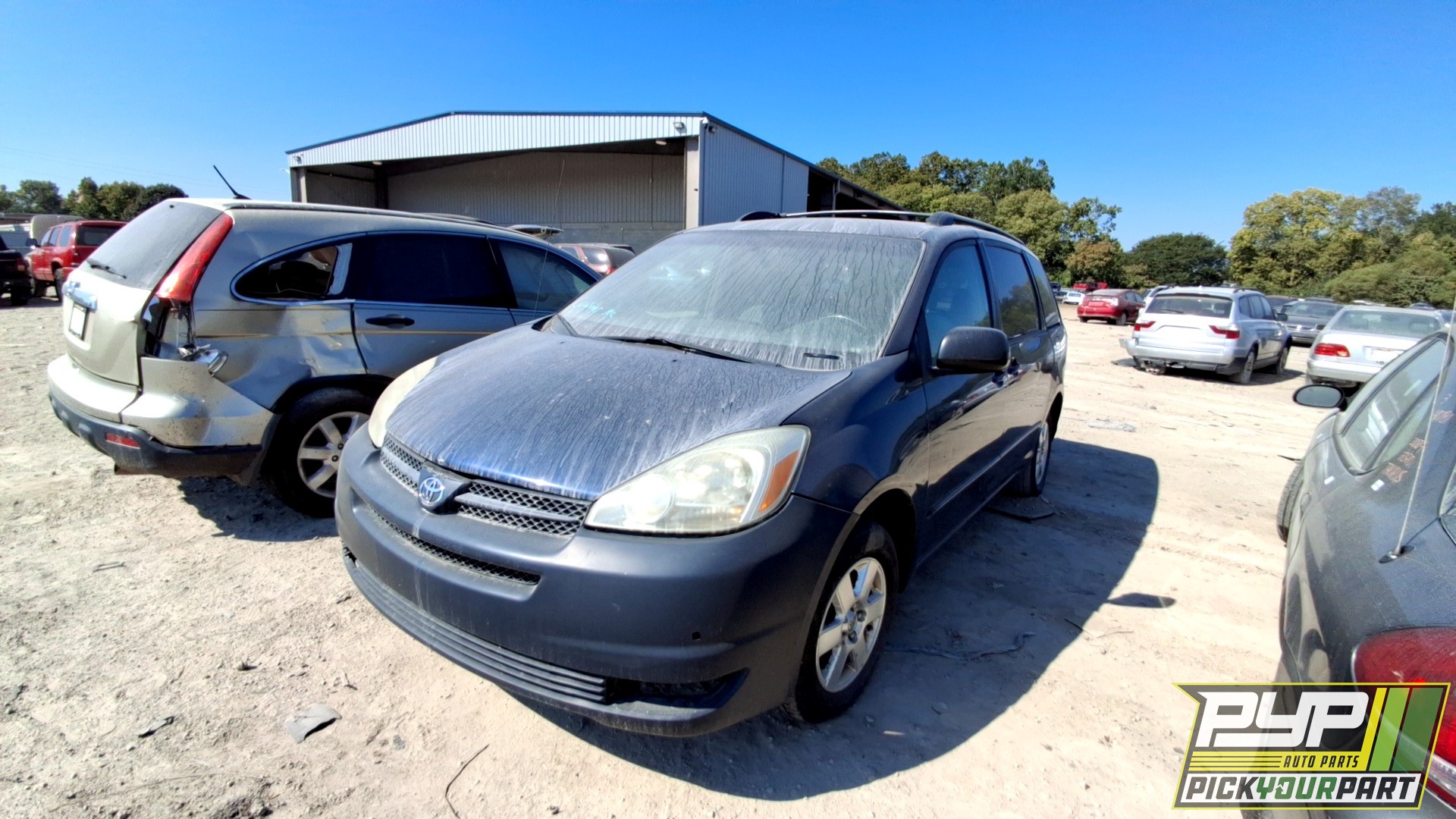 2005 TOYOTA SIENNA available for parts