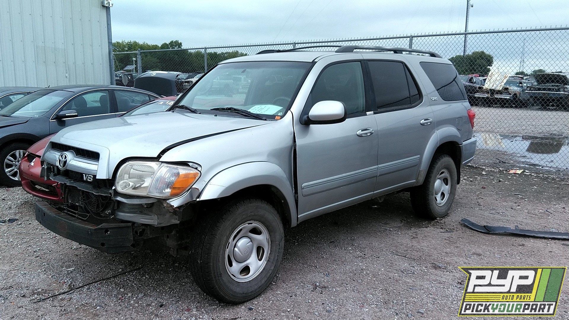 2005 TOYOTA SEQUOIA available for parts