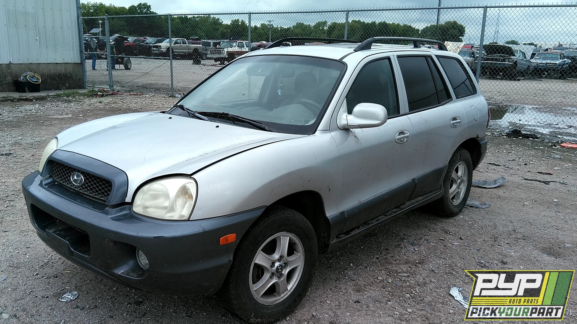 2003 HYUNDAI SANTA FE available for parts