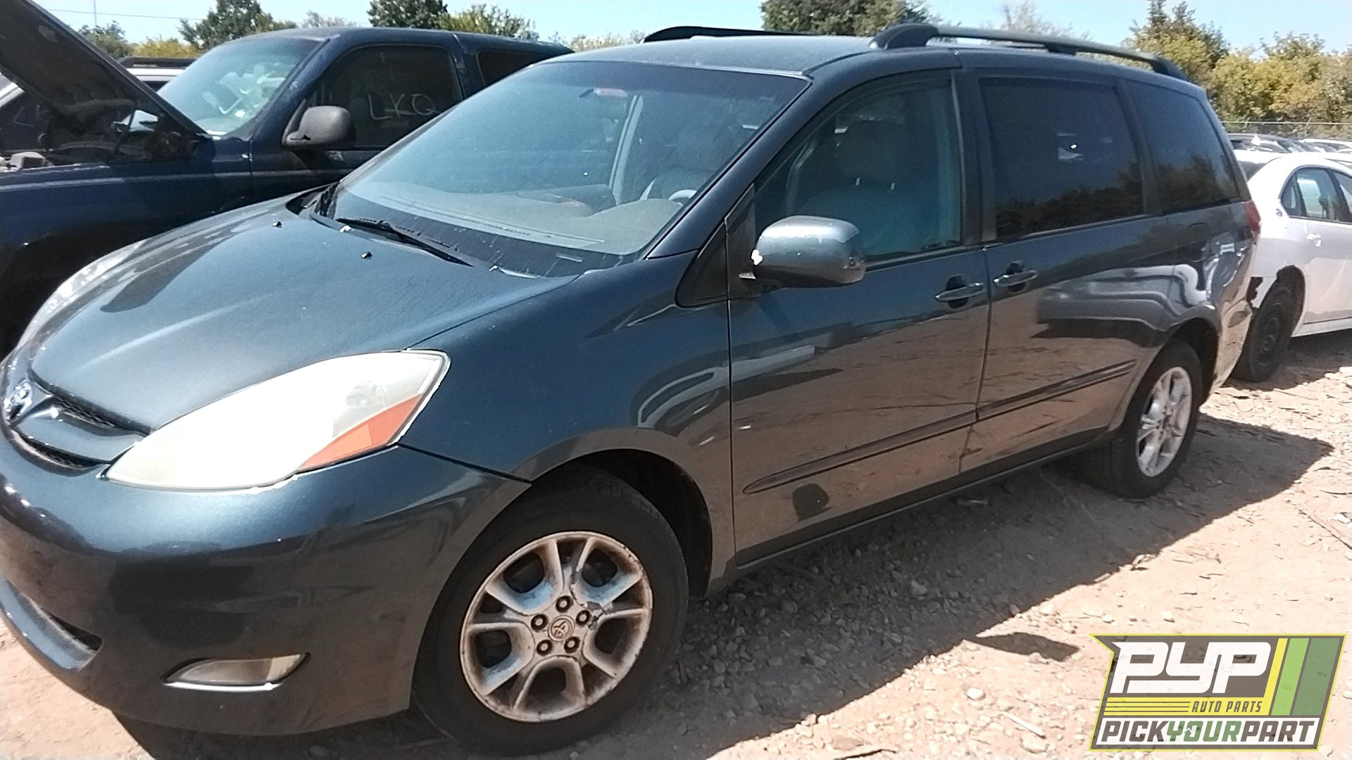 2006 TOYOTA SIENNA partes disponibles