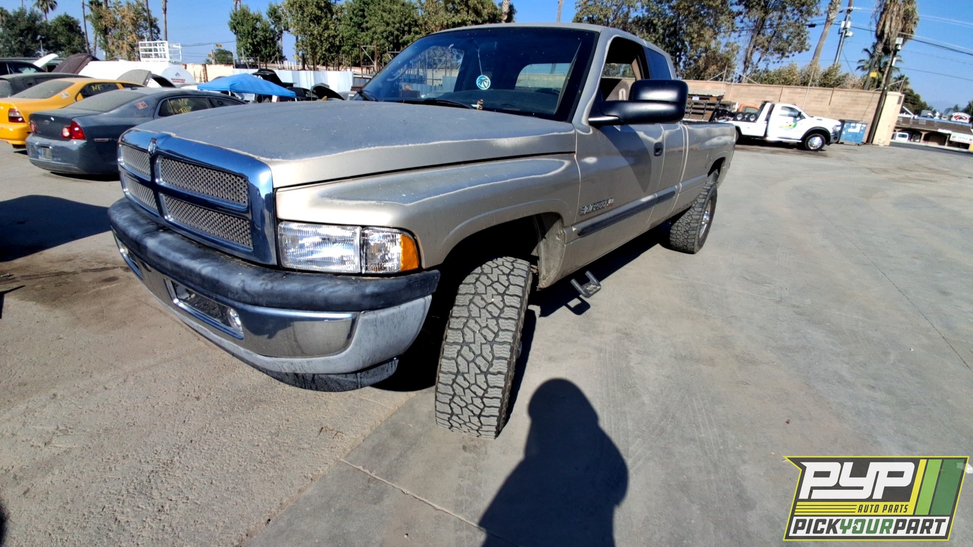 2002 DODGE RAM 2500 available for parts