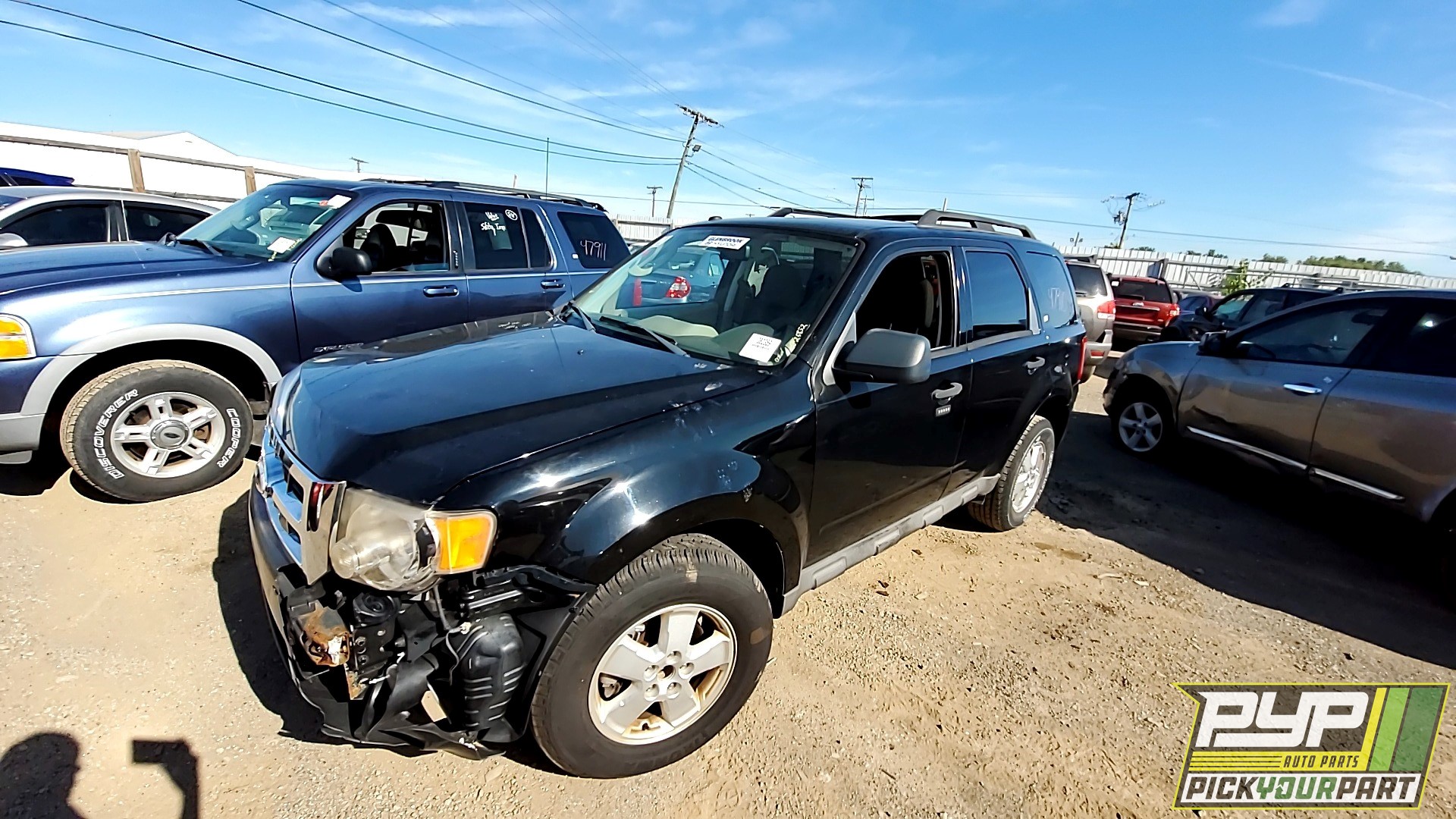 2009 FORD ESCAPE available for parts