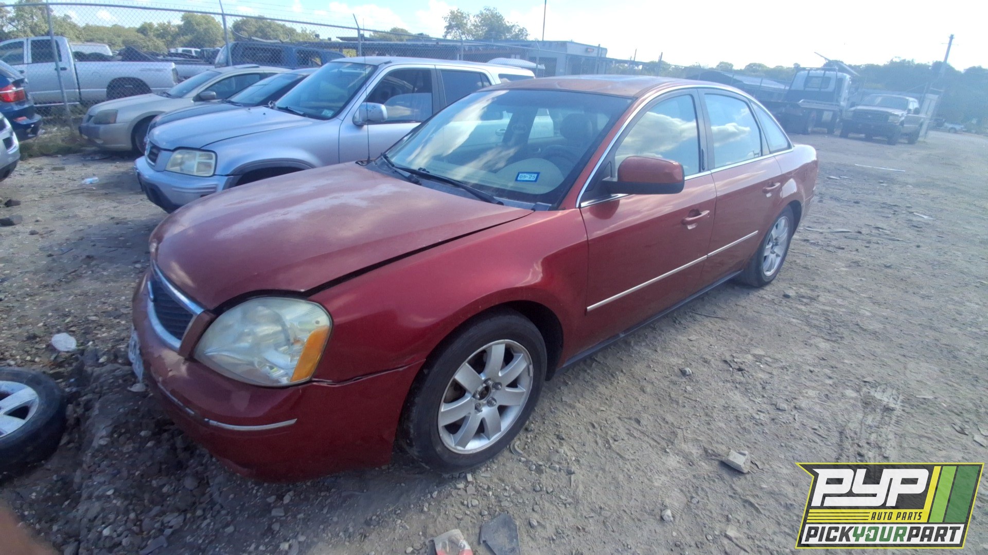 2006 FORD FIVE HUNDRED available for parts