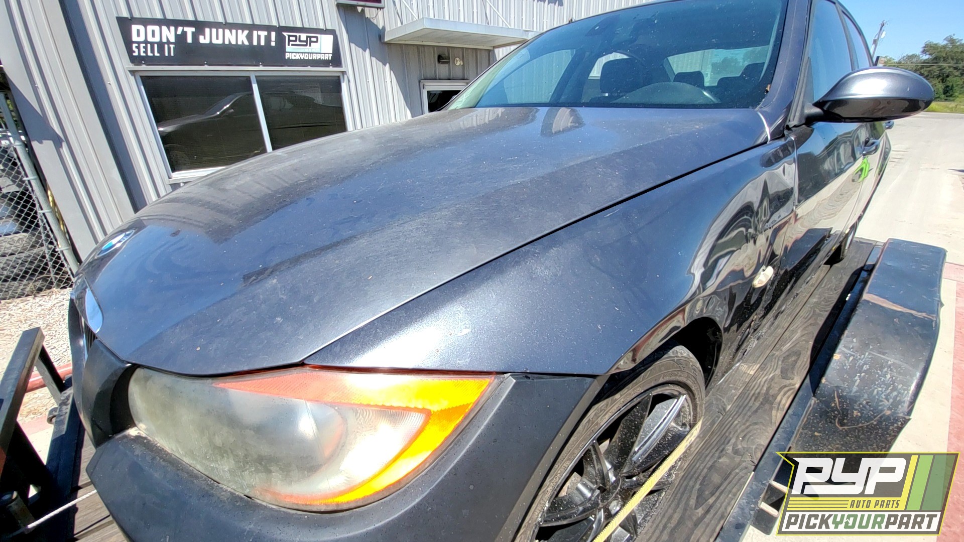 2006 BMW 325I available for parts