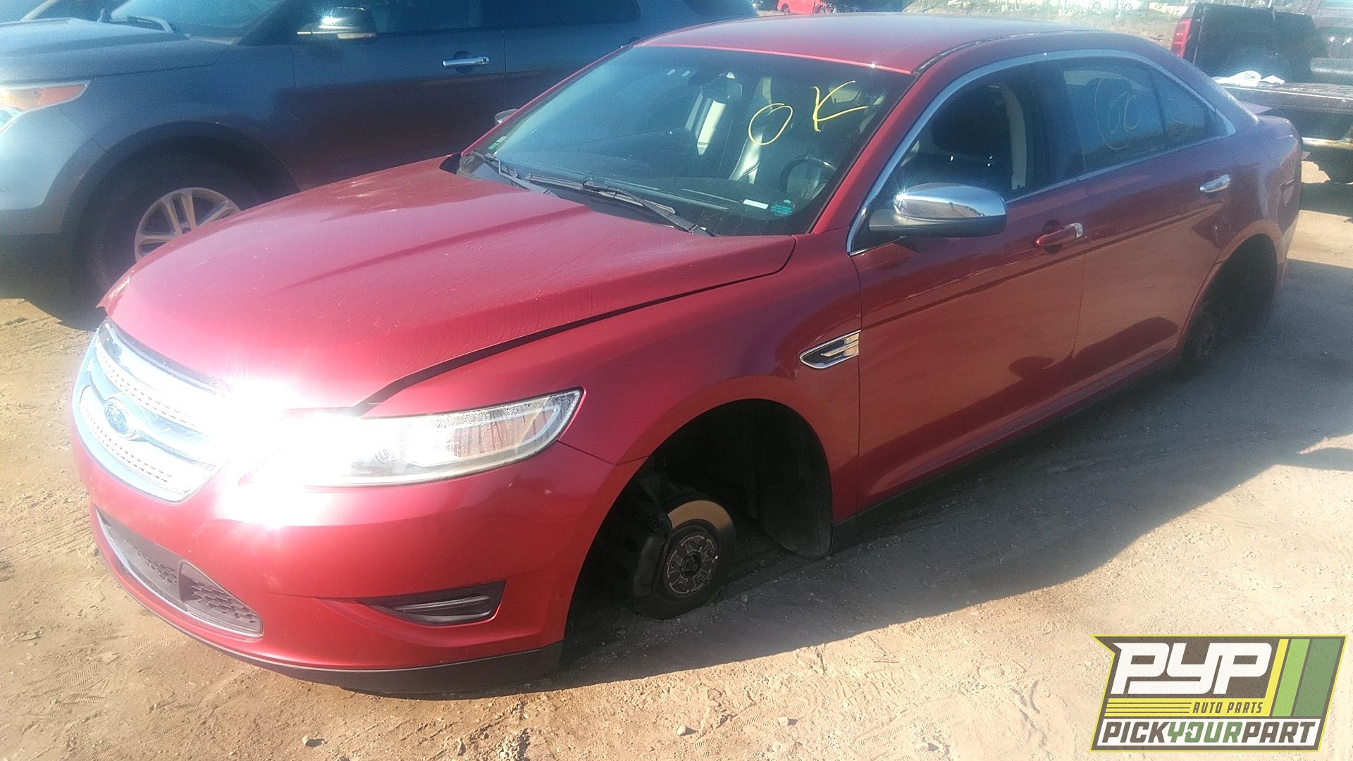 2011 FORD TAURUS available for parts