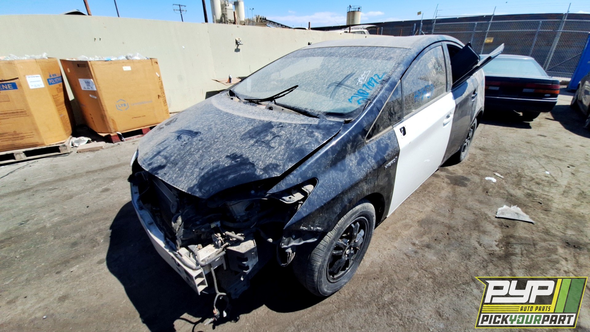 2015 TOYOTA PRIUS available for parts