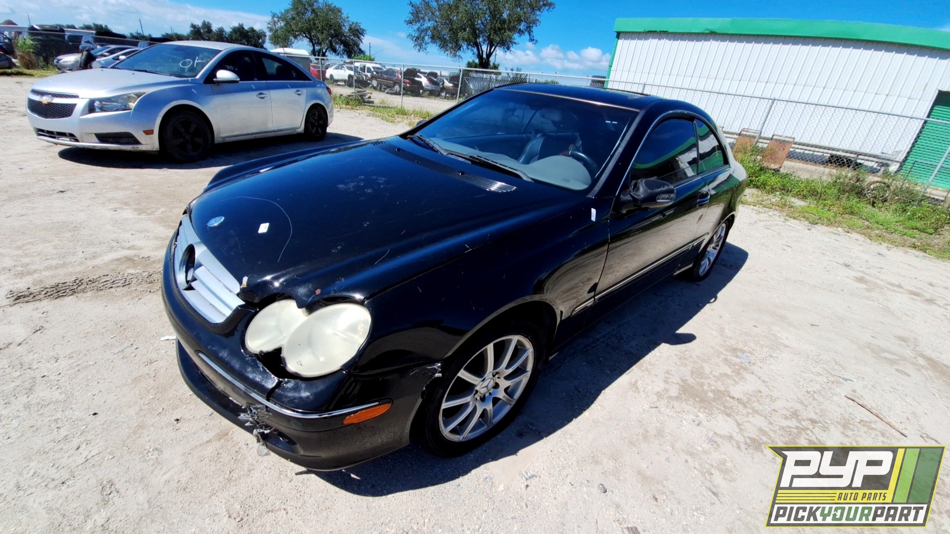 2003 MERCEDES-BENZ CLK320 available for parts