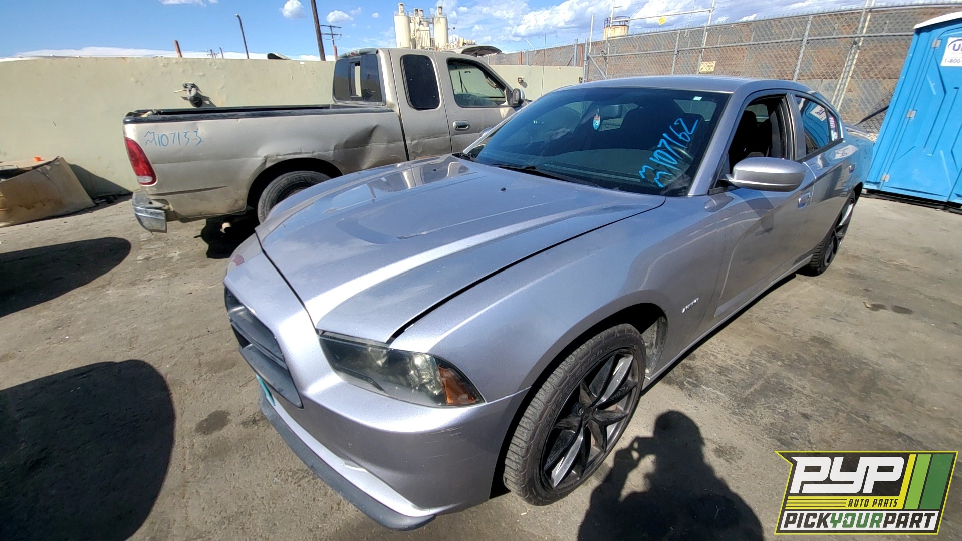 2014 DODGE CHARGER partes disponibles