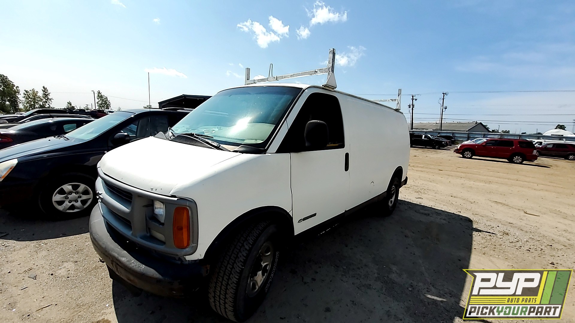 2000 CHEVROLET EXPRESS 3500 available for parts