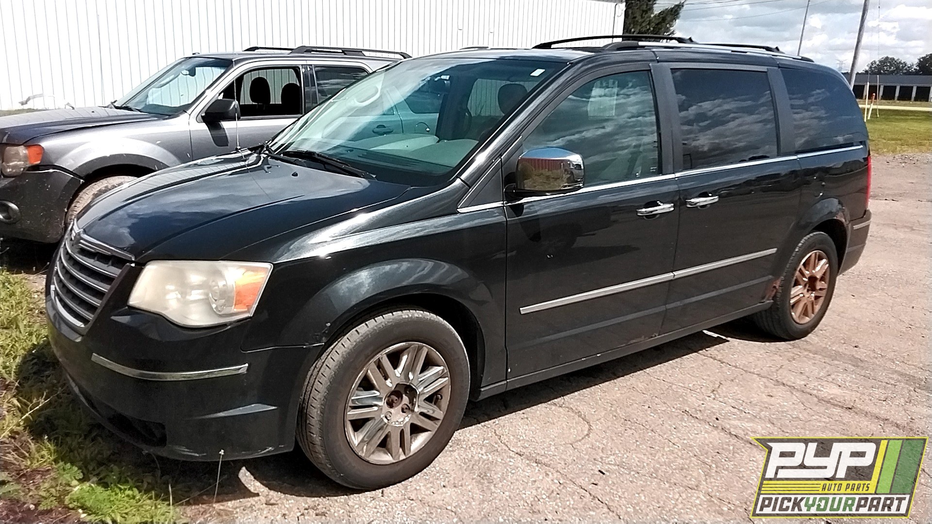 2010 CHRYSLER TOWN & COUNTRY partes disponibles