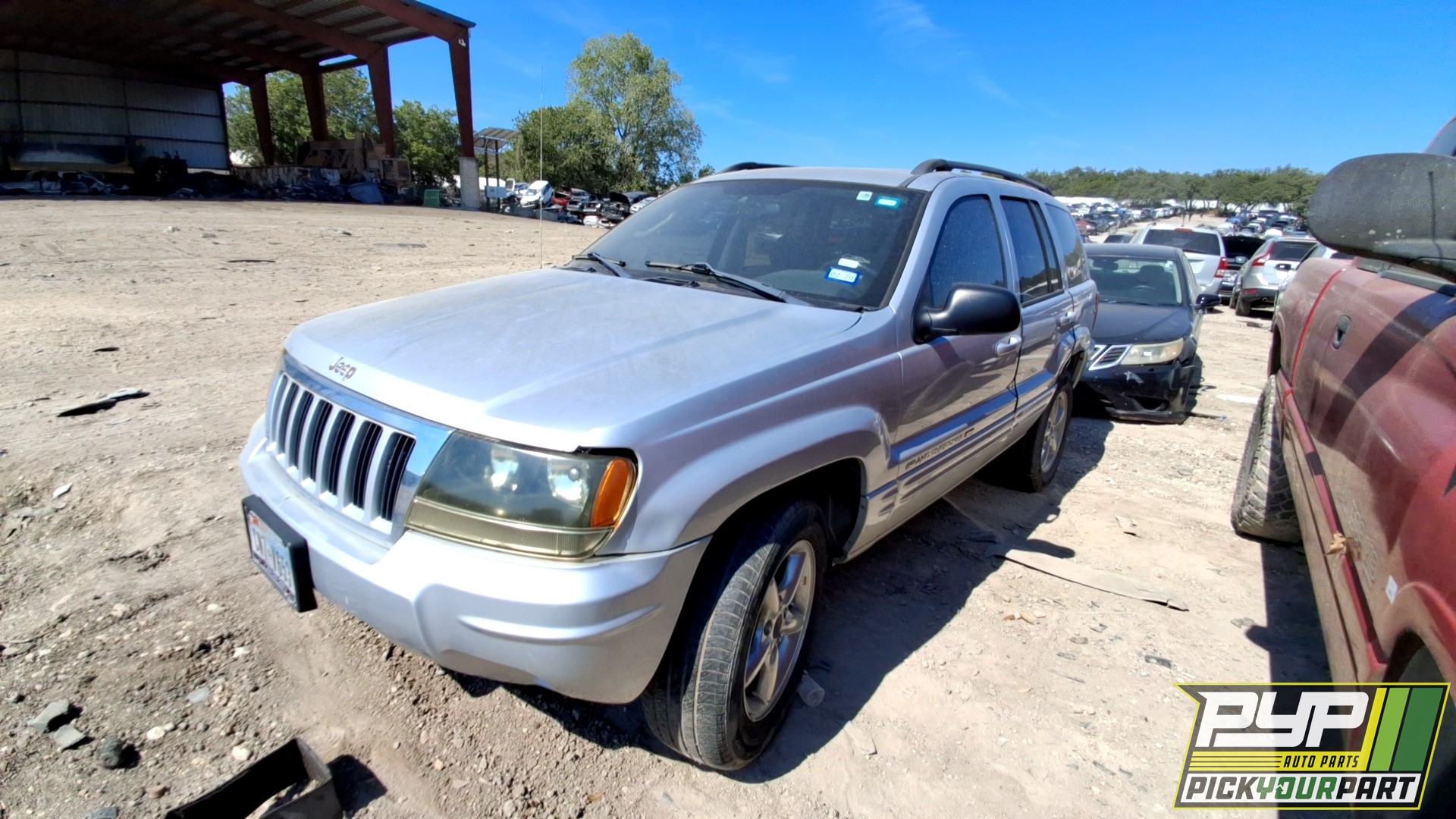 2004 JEEP GRAND CHEROKEE available for parts