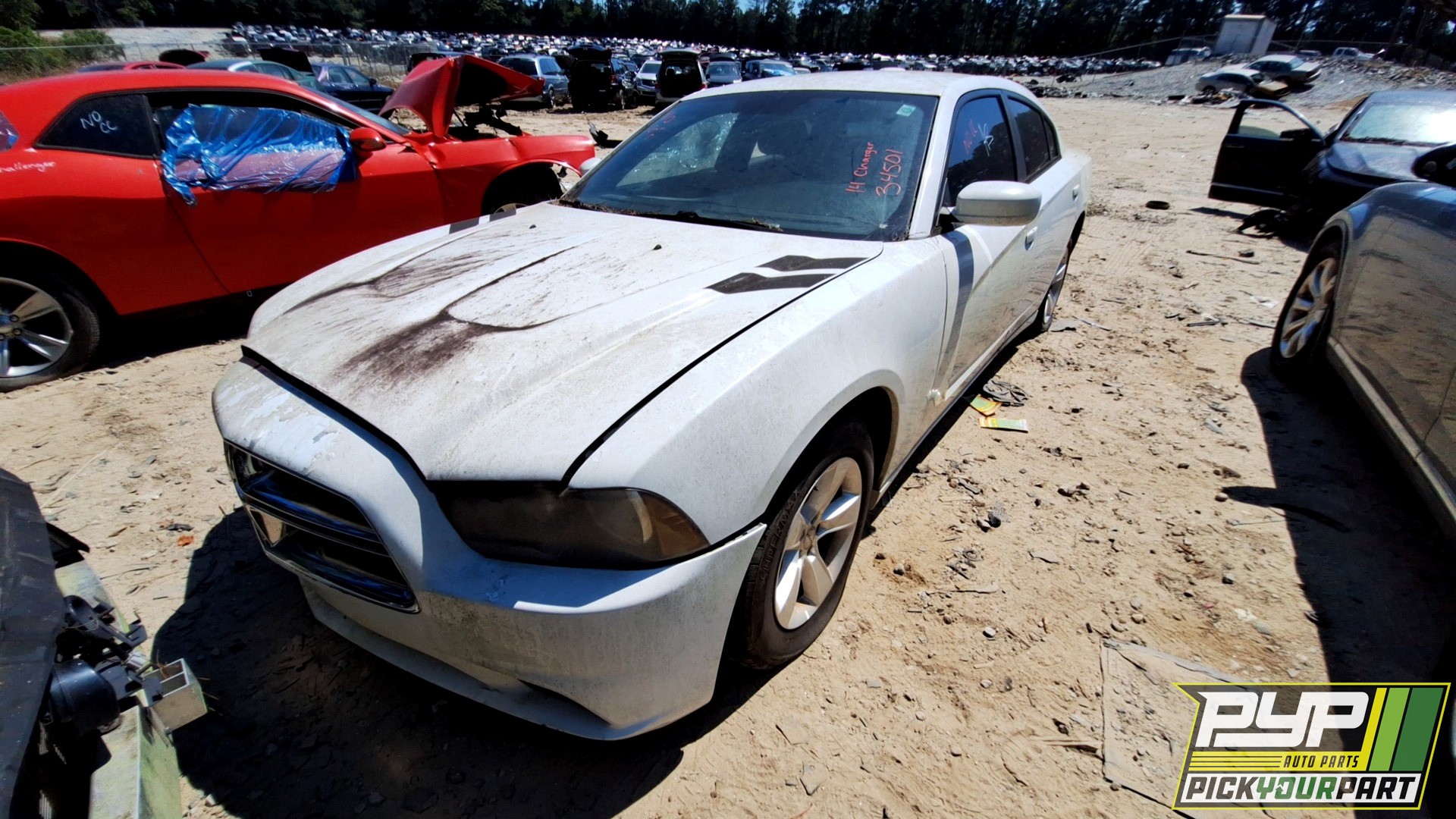 2014 DODGE CHARGER partes disponibles