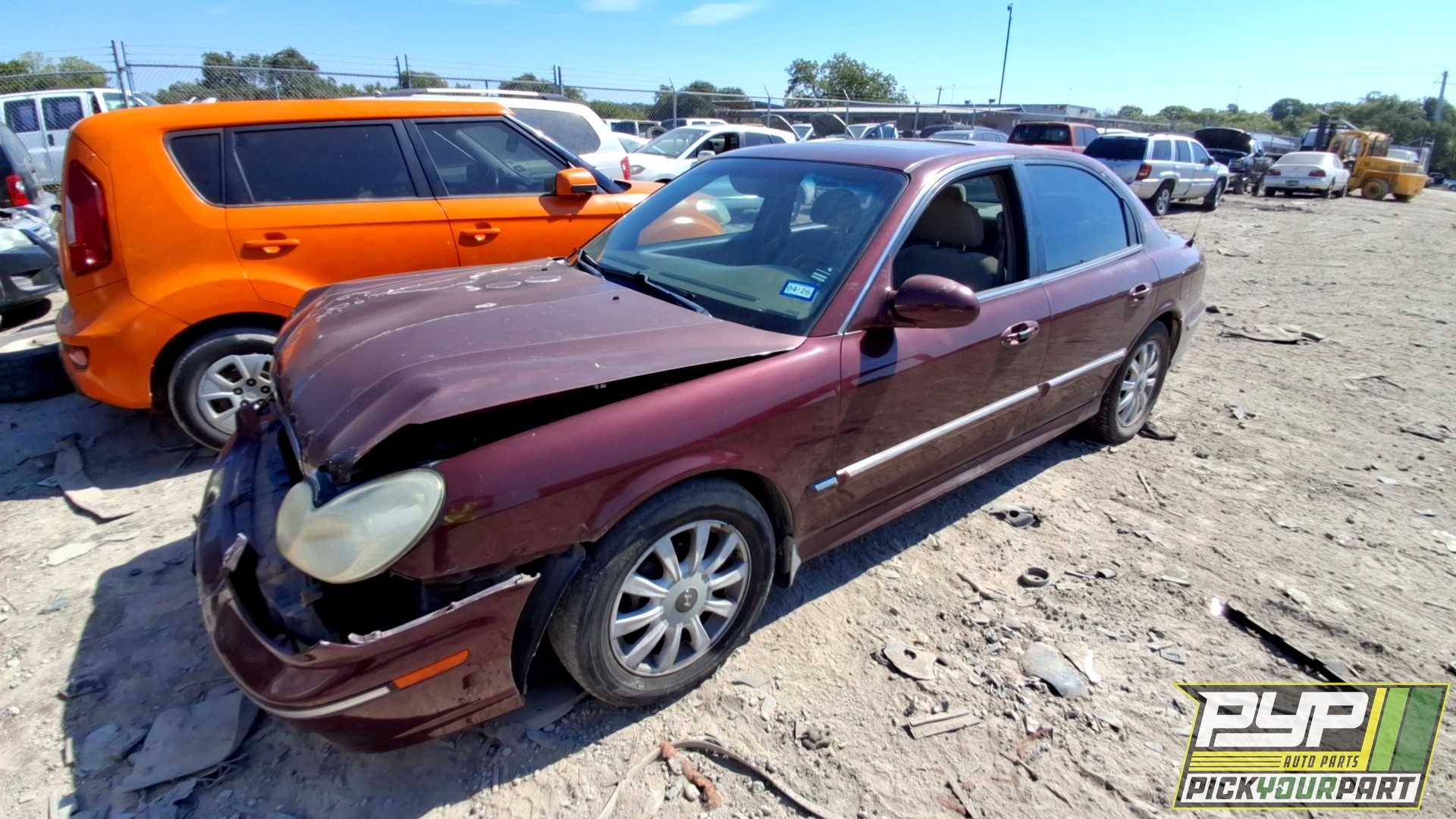 2004 HYUNDAI SONATA available for parts
