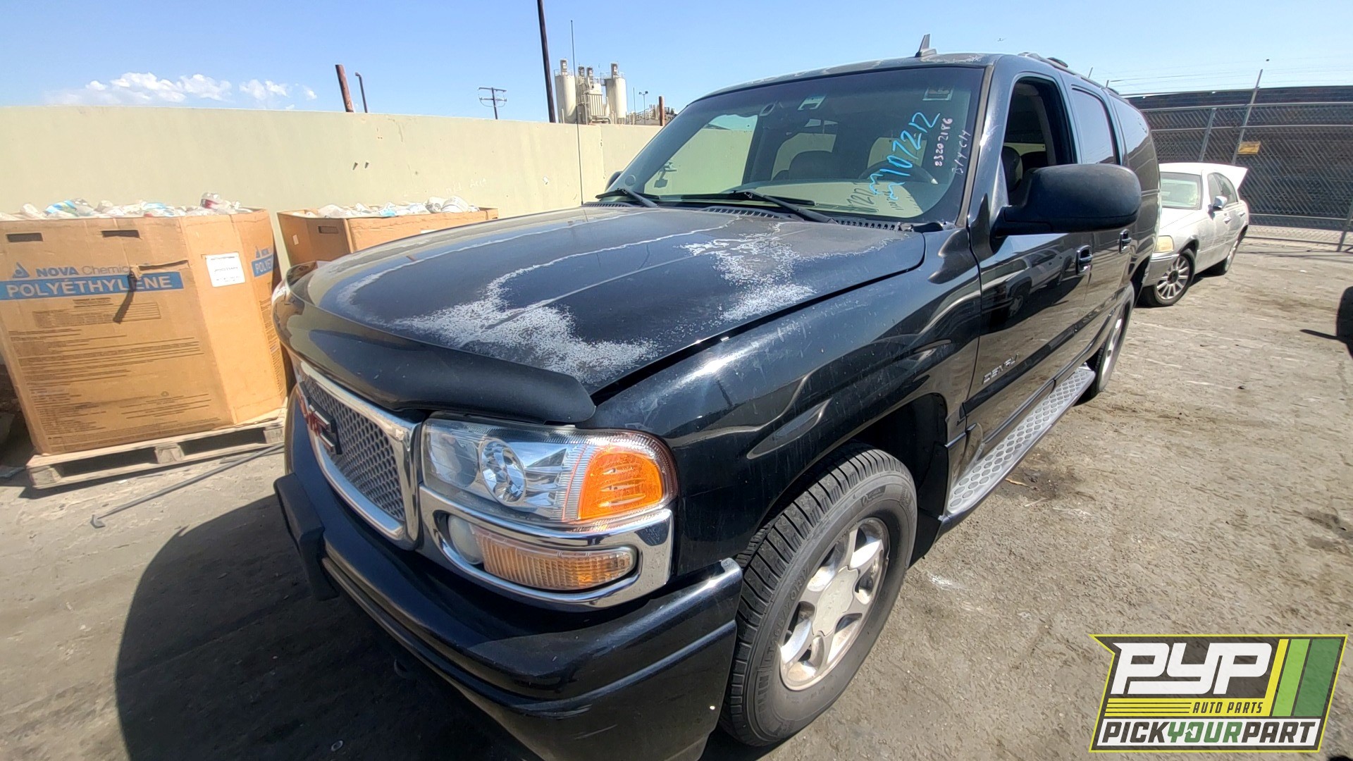 2006 GMC YUKON XL 1500 available for parts