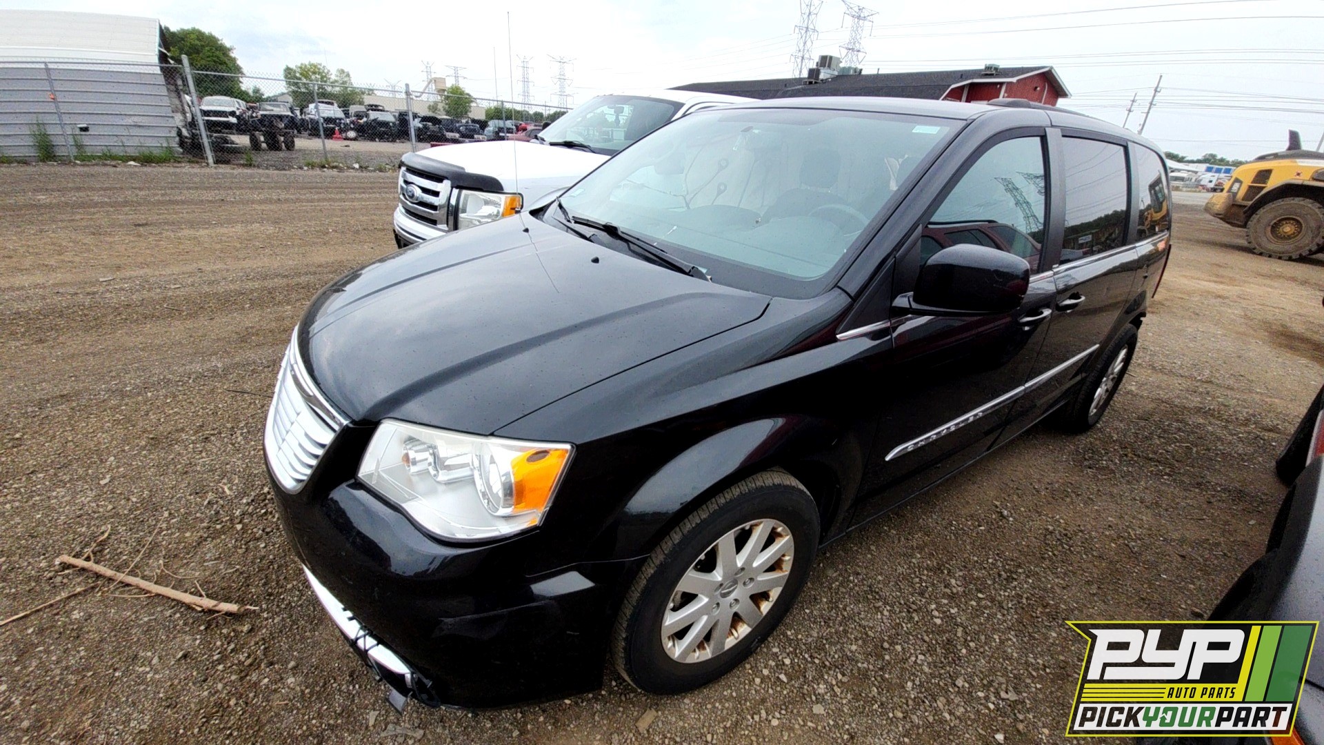 2013 CHRYSLER TOWN & COUNTRY partes disponibles