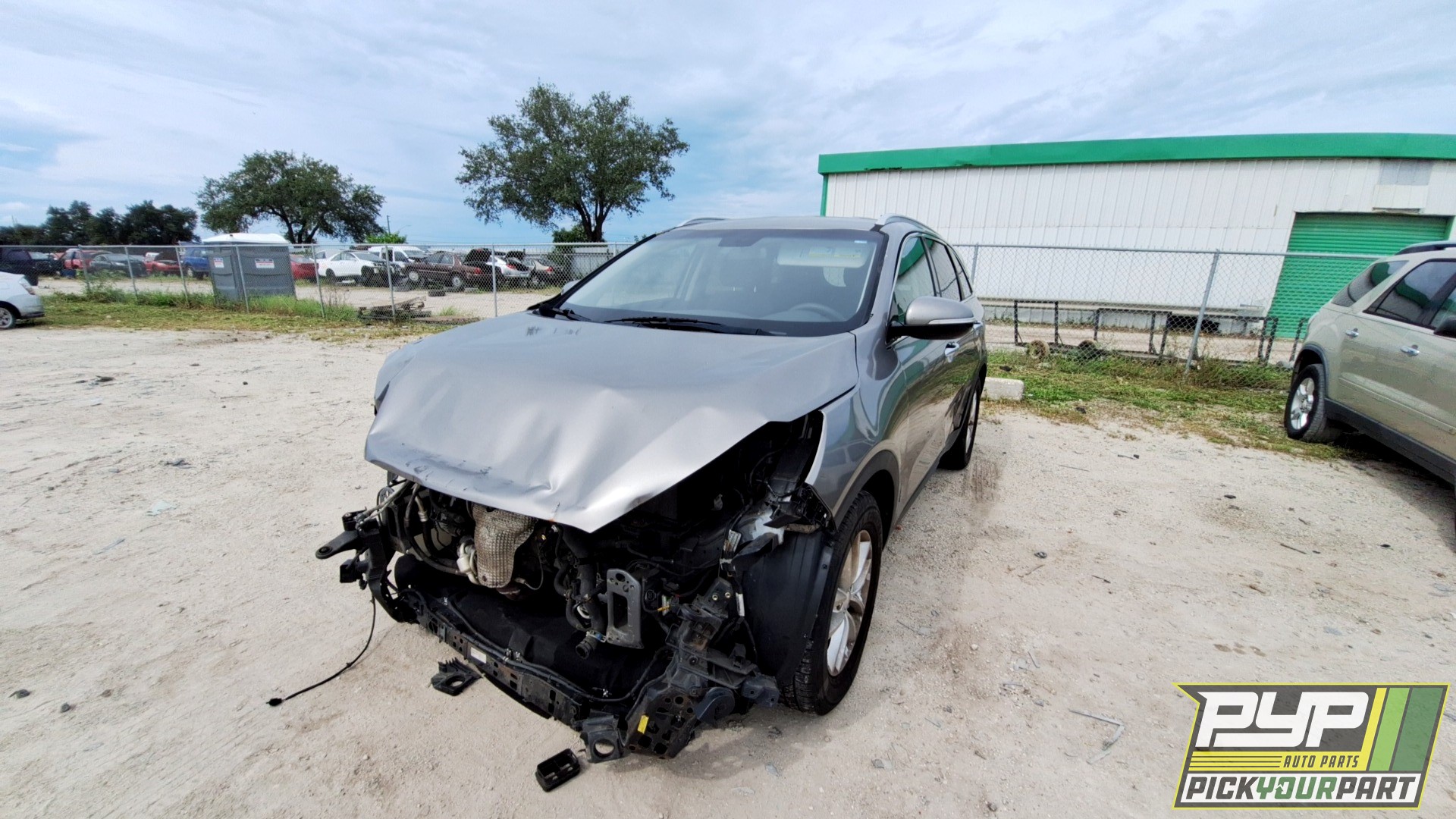 2016 KIA SORENTO available for parts