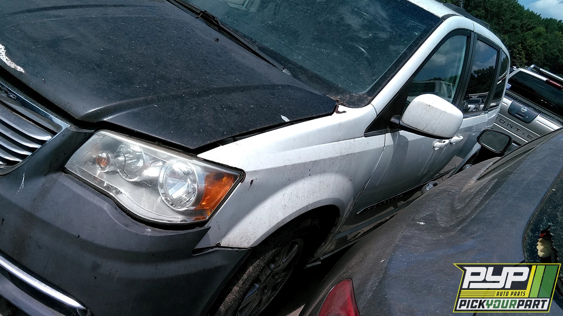 2013 CHRYSLER TOWN & COUNTRY partes disponibles