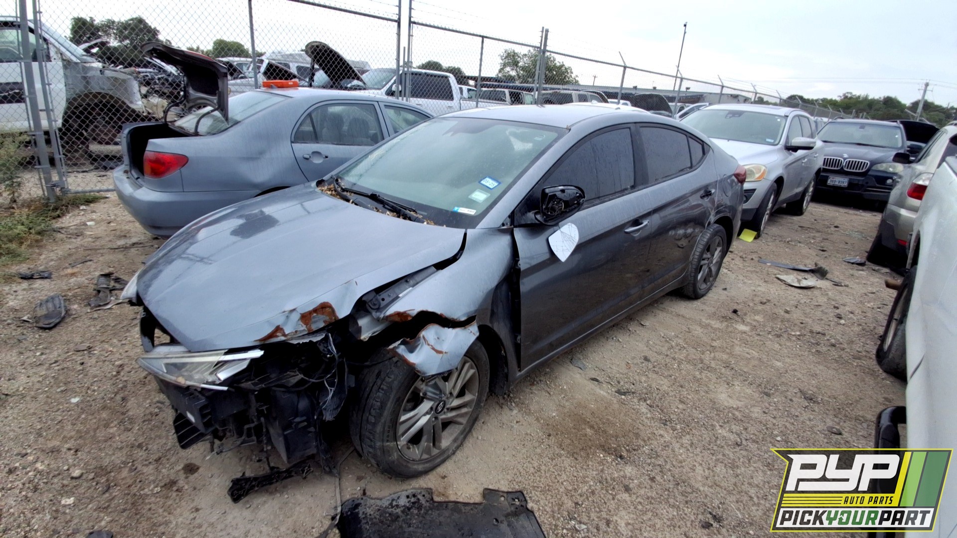 2019 HYUNDAI ELANTRA available for parts