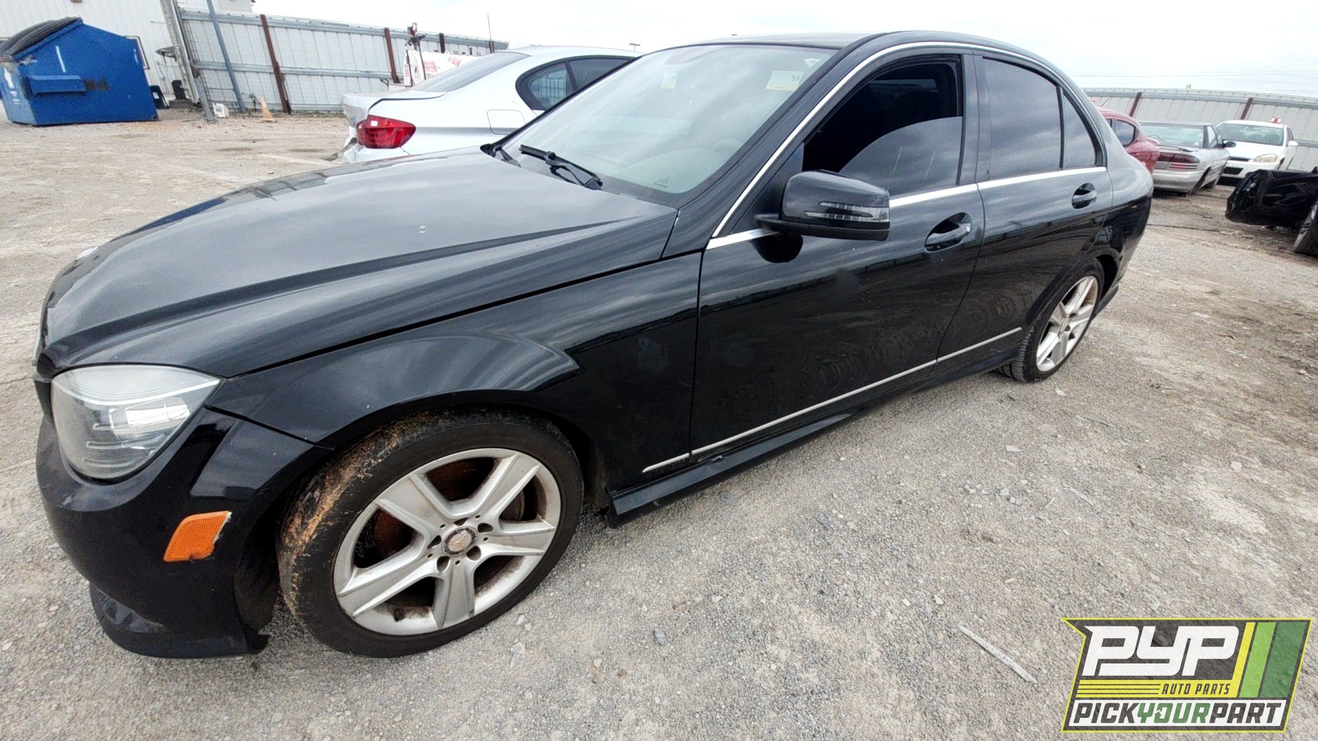 2011 MERCEDES-BENZ C300 partes disponibles