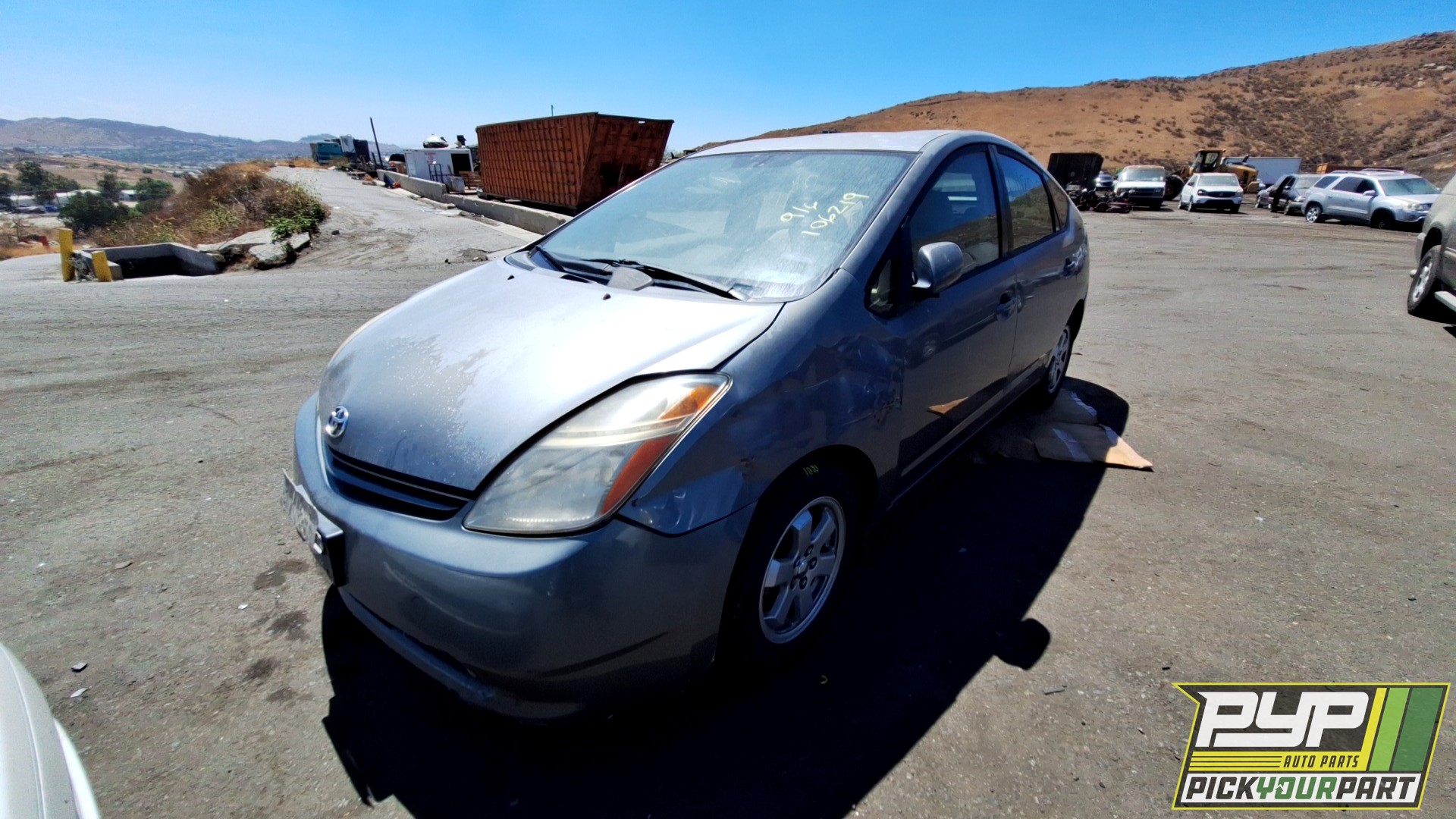 2004 TOYOTA PRIUS available for parts