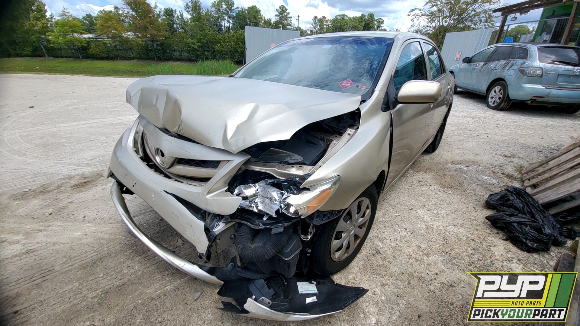 2013 TOYOTA COROLLA available for parts