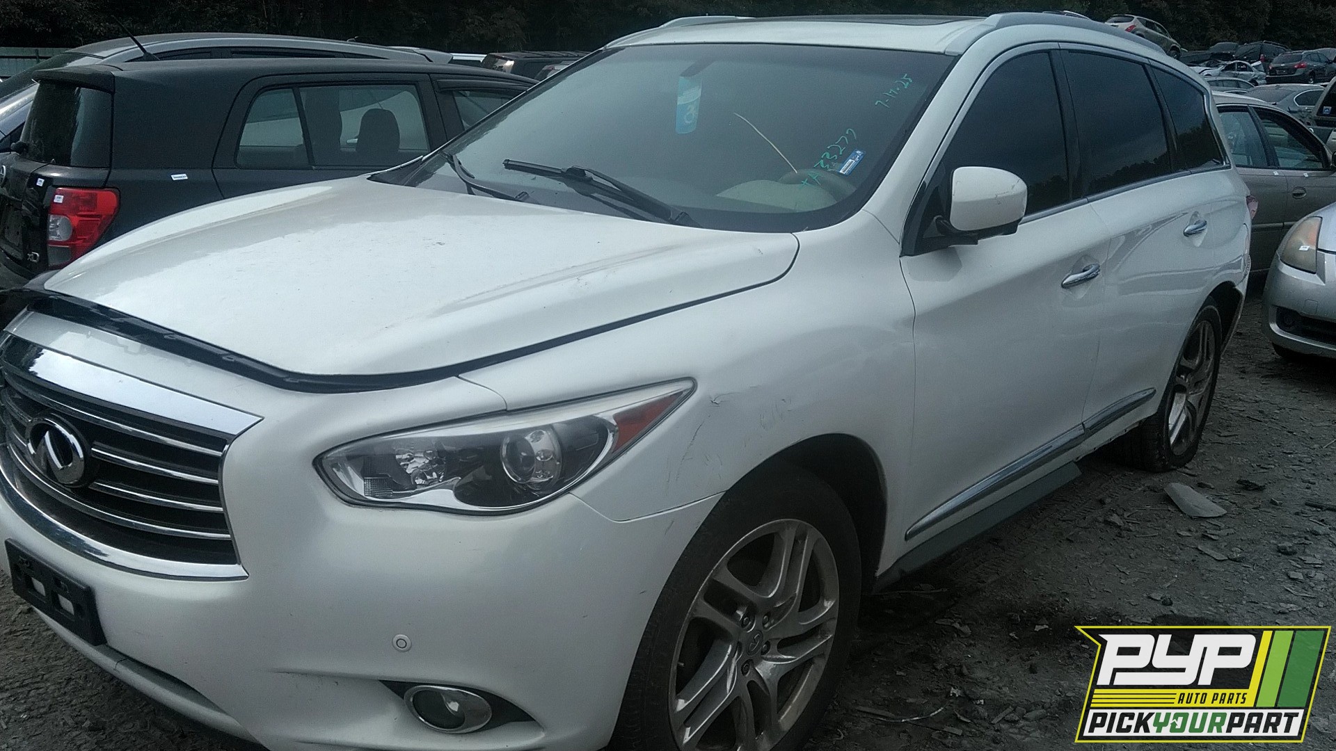 2013 INFINITI JX35 partes disponibles