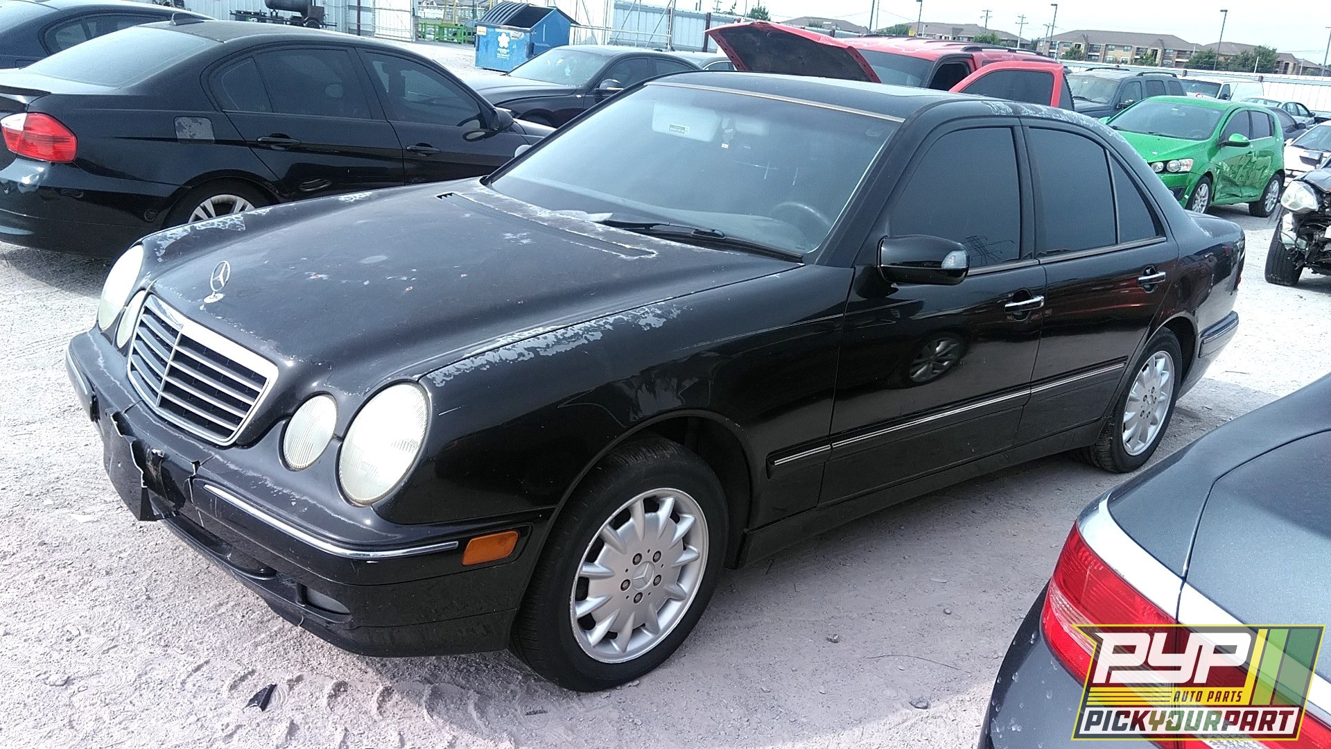 2000 MERCEDES-BENZ E320 partes disponibles