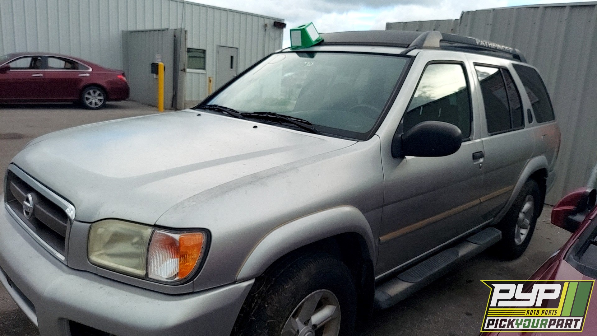 2004 NISSAN PATHFINDER available for parts