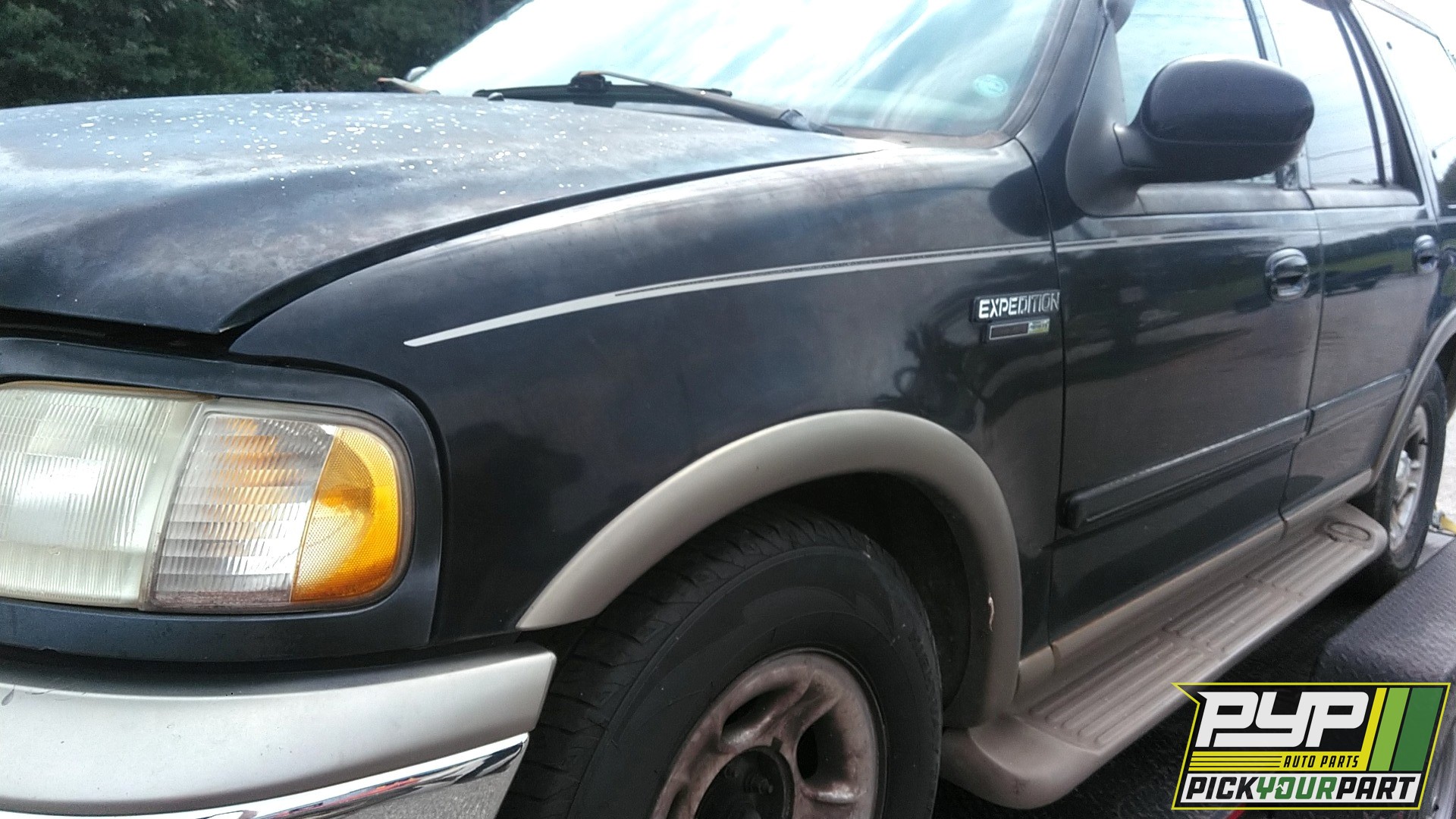 2000 FORD EXPEDITION available for parts