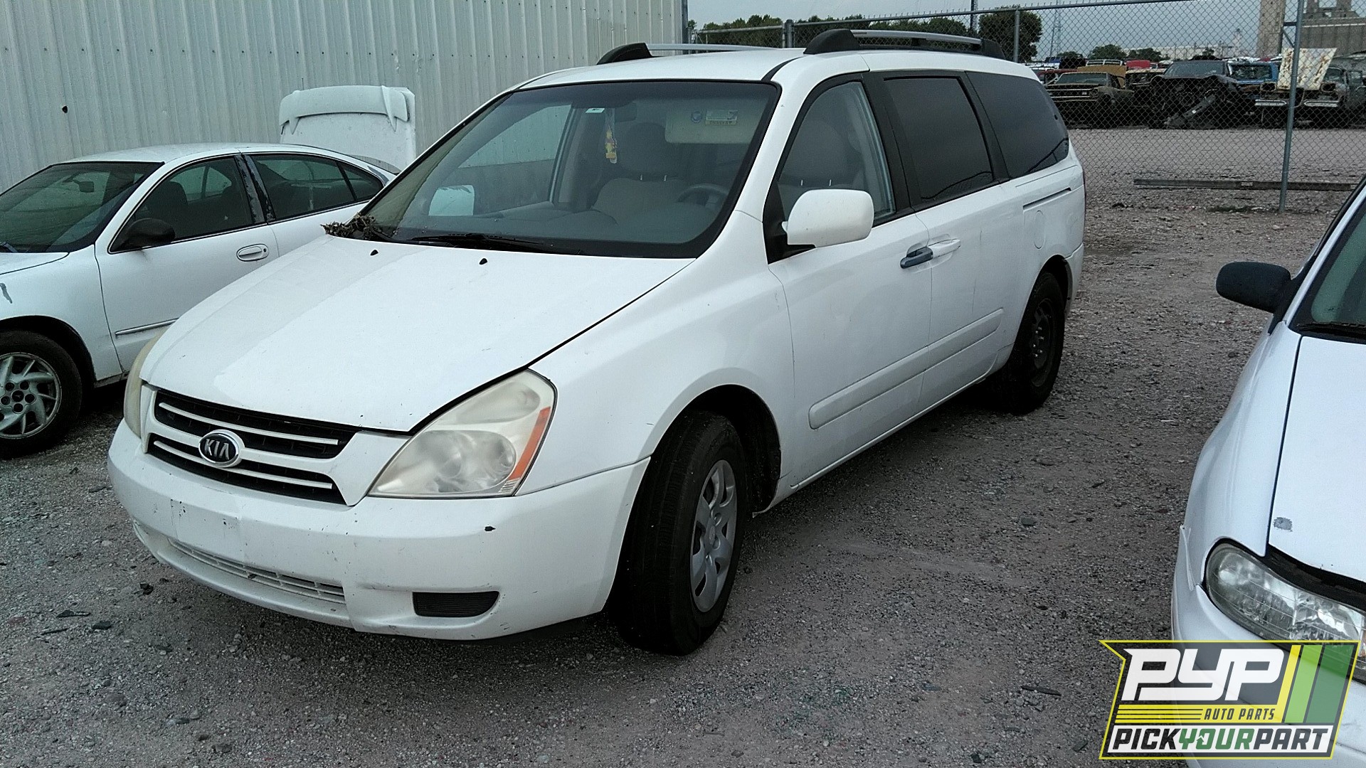 2006 KIA SEDONA available for parts