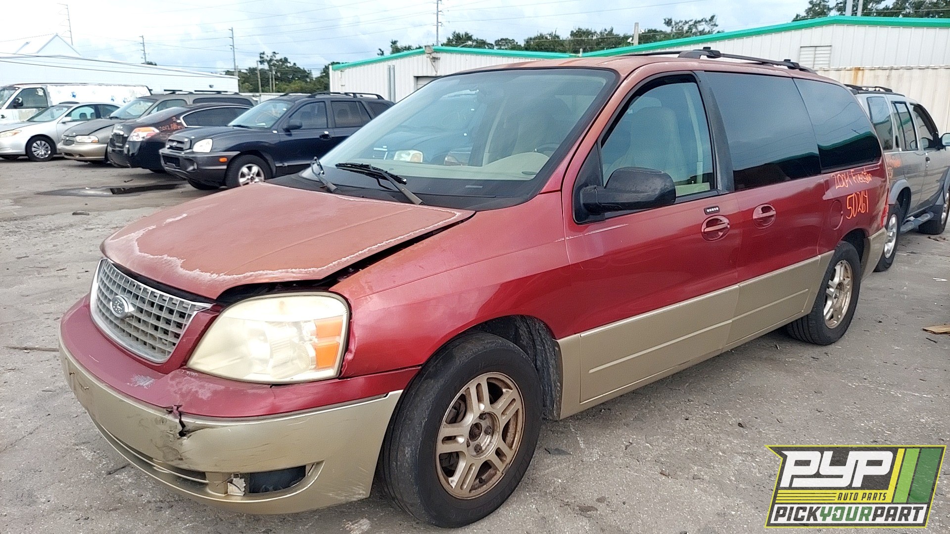 2004 FORD FREESTAR available for parts