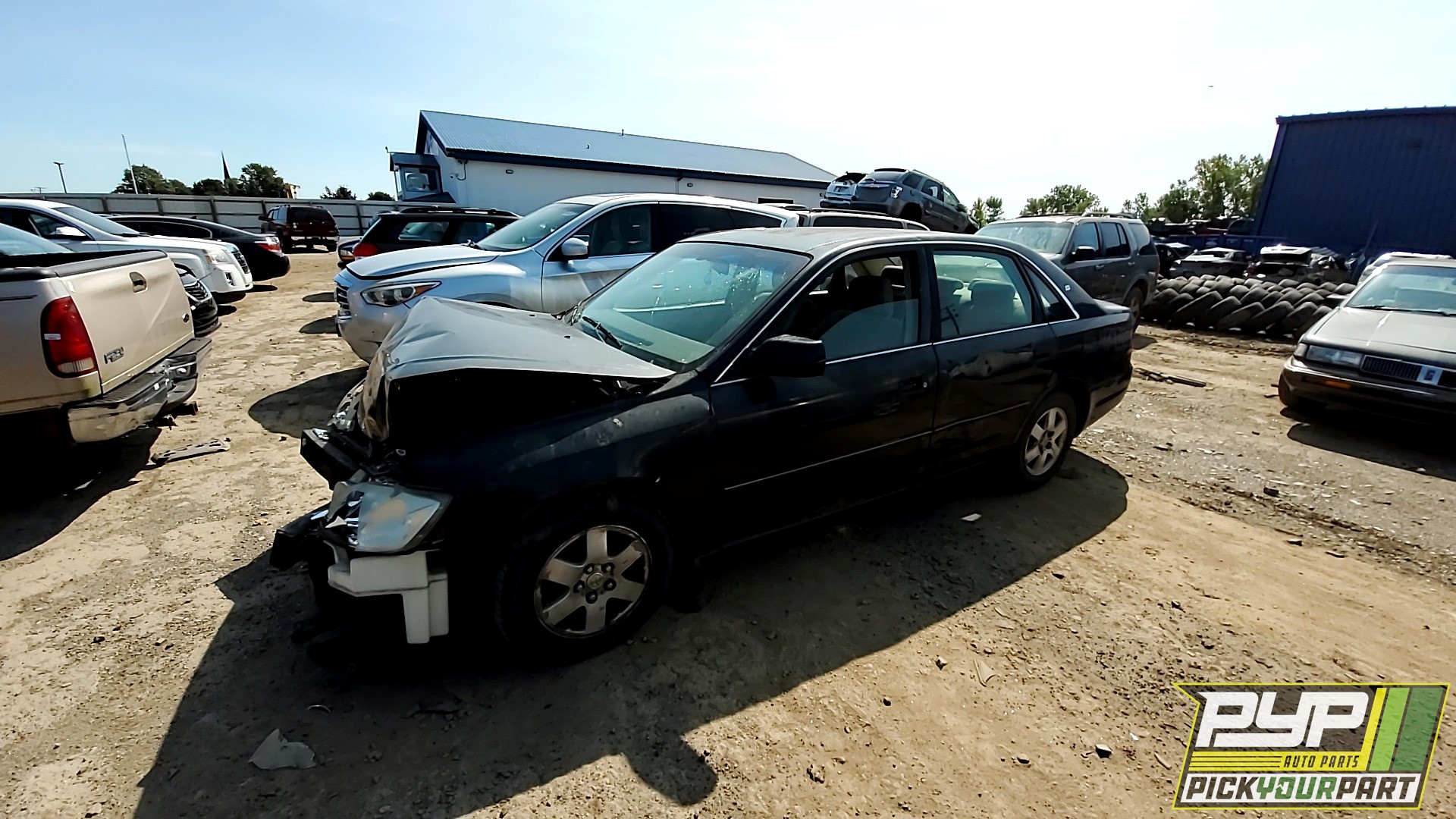 2001 TOYOTA AVALON available for parts