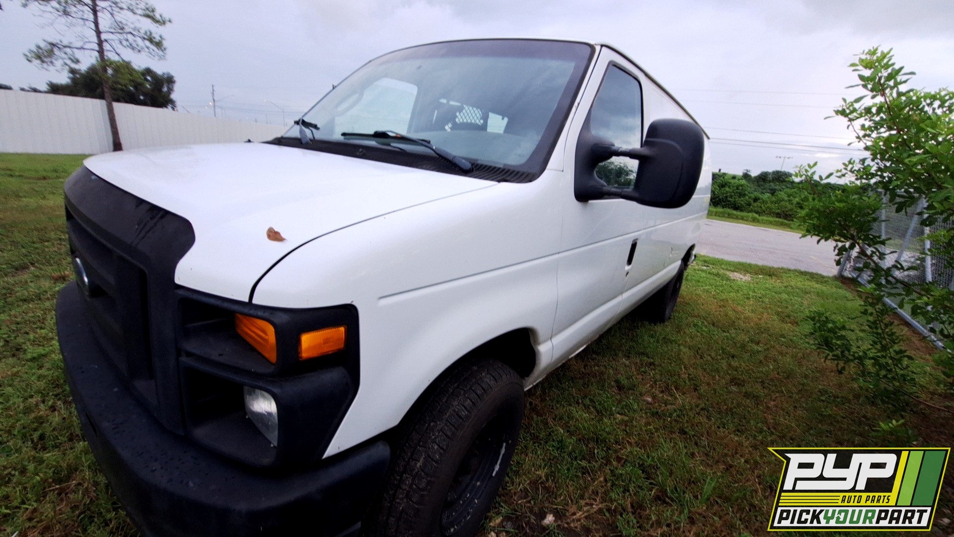2008 FORD E-350 SUPER DUTY available for parts
