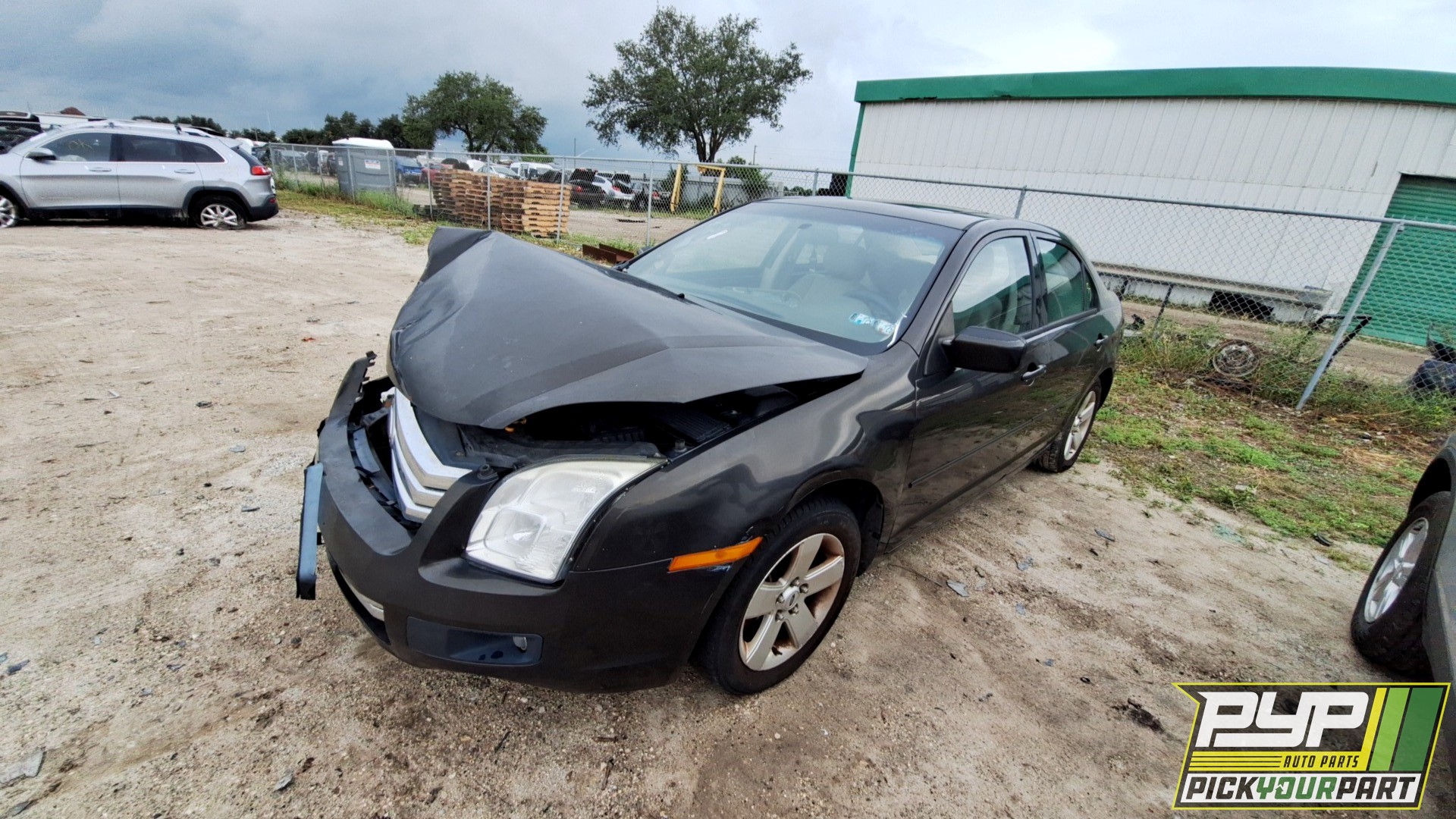 2006 FORD FUSION available for parts