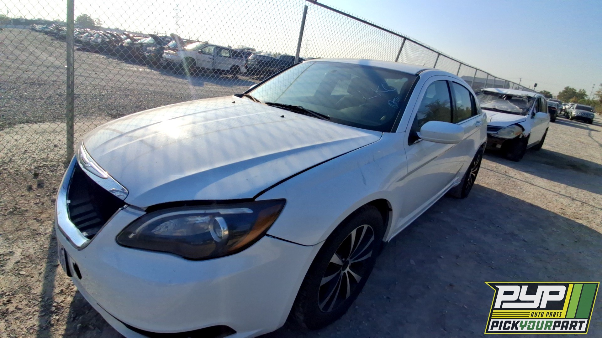 2012 CHRYSLER 200 partes disponibles