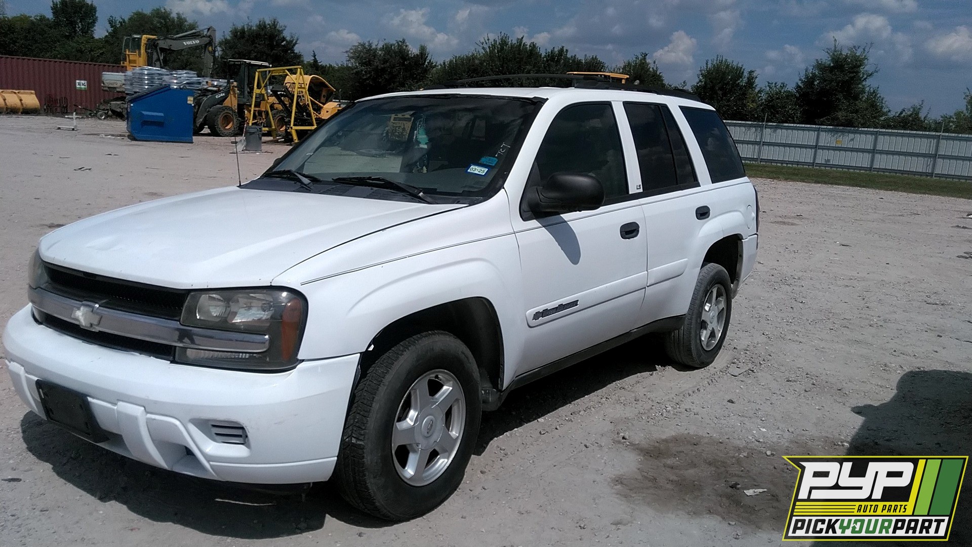 2002 CHEVROLET TRAILBLAZER available for parts
