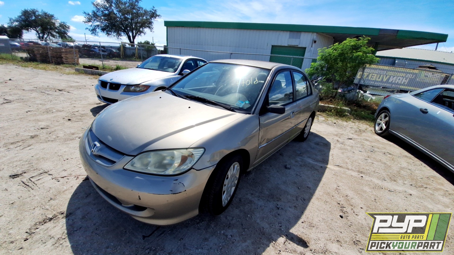 2004 HONDA CIVIC available for parts