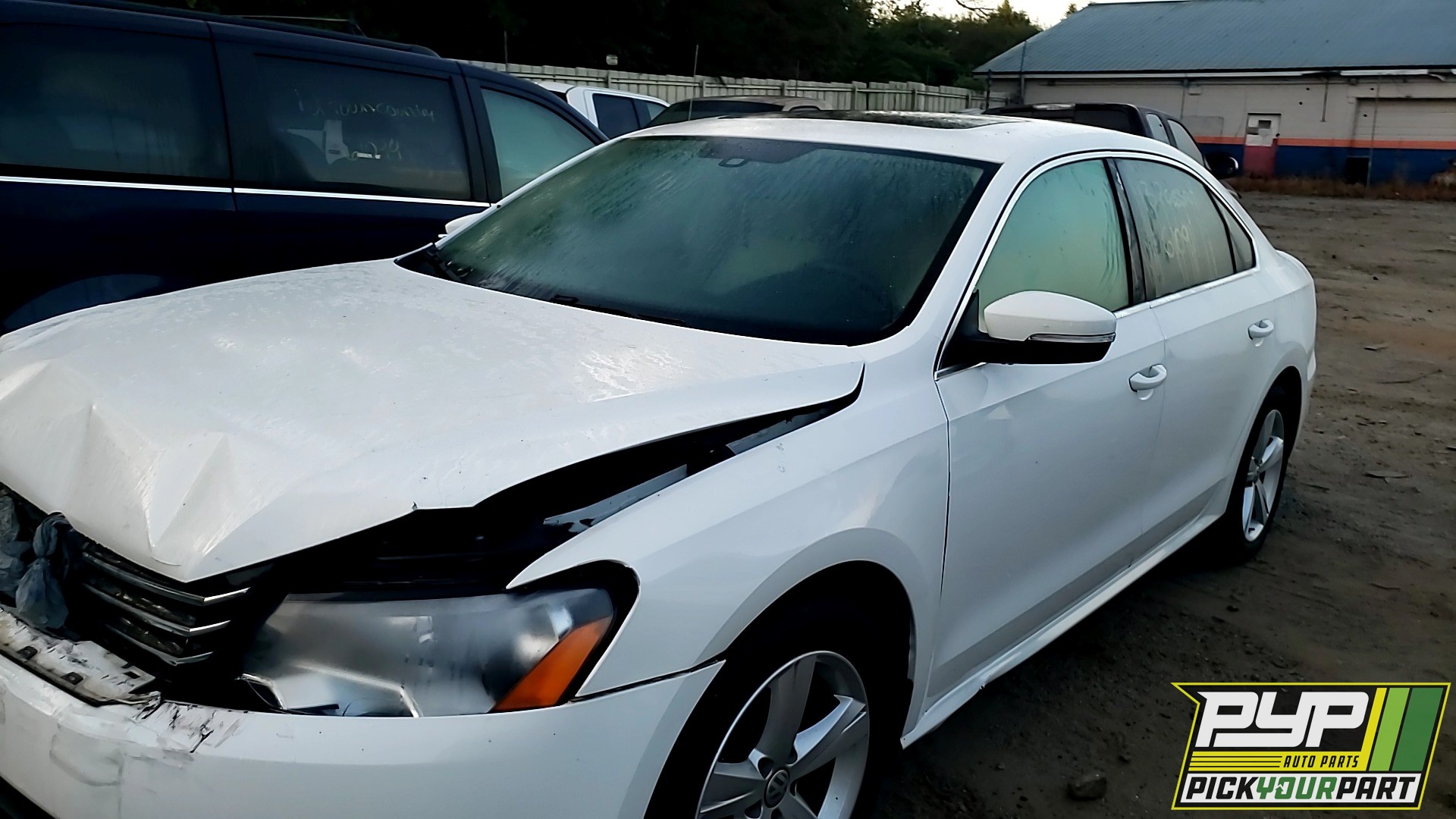 2013 VOLKSWAGEN PASSAT partes disponibles