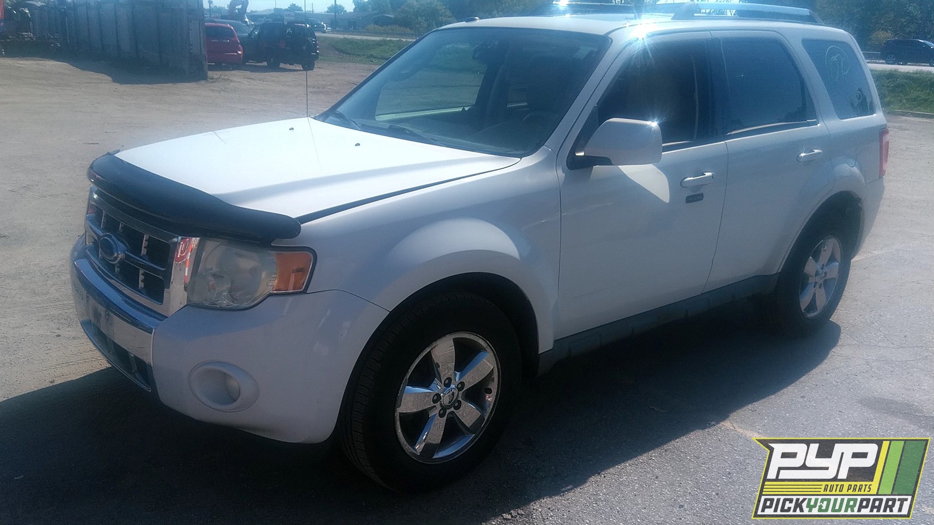 2009 FORD ESCAPE available for parts