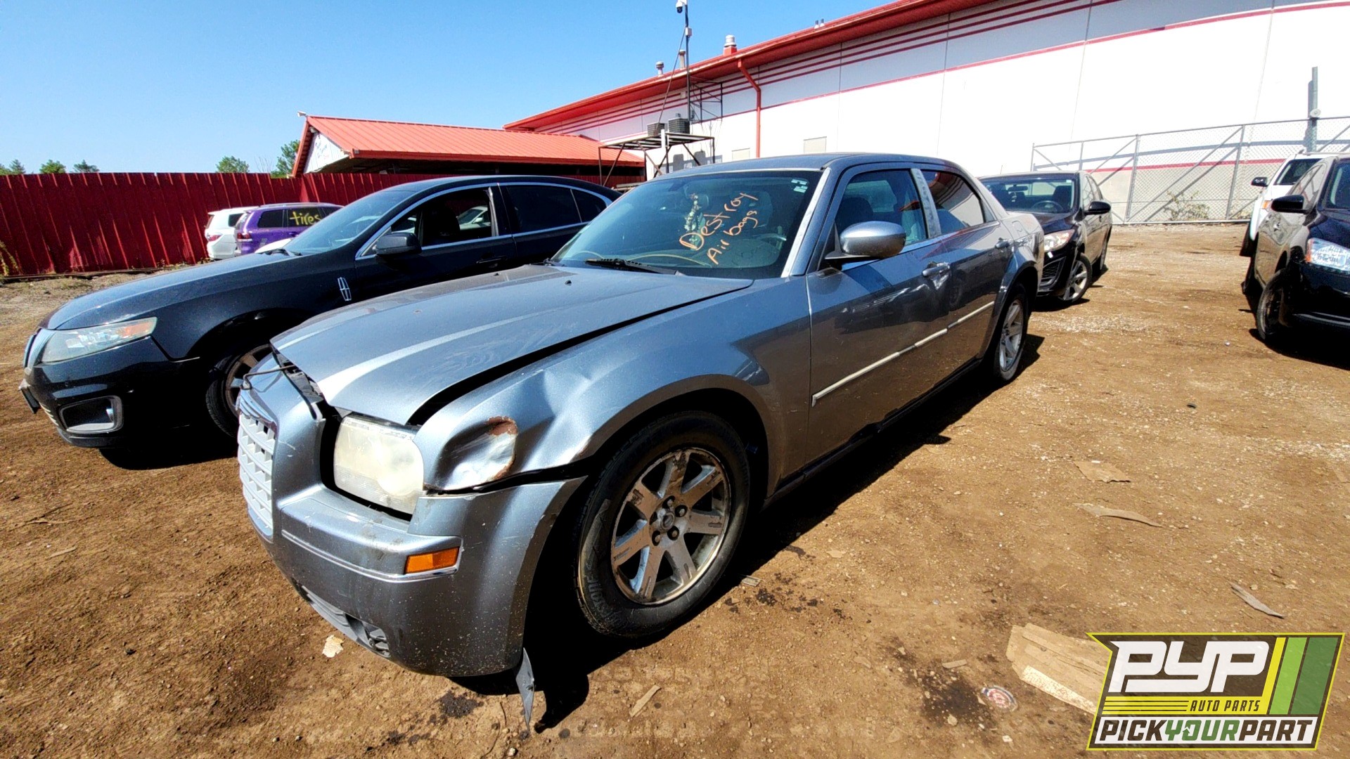 2006 CHRYSLER 300 available for parts
