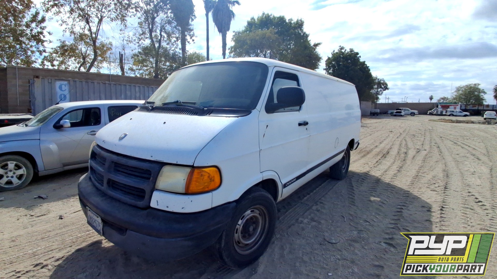 2001 DODGE RAM 2500 VAN partes disponibles