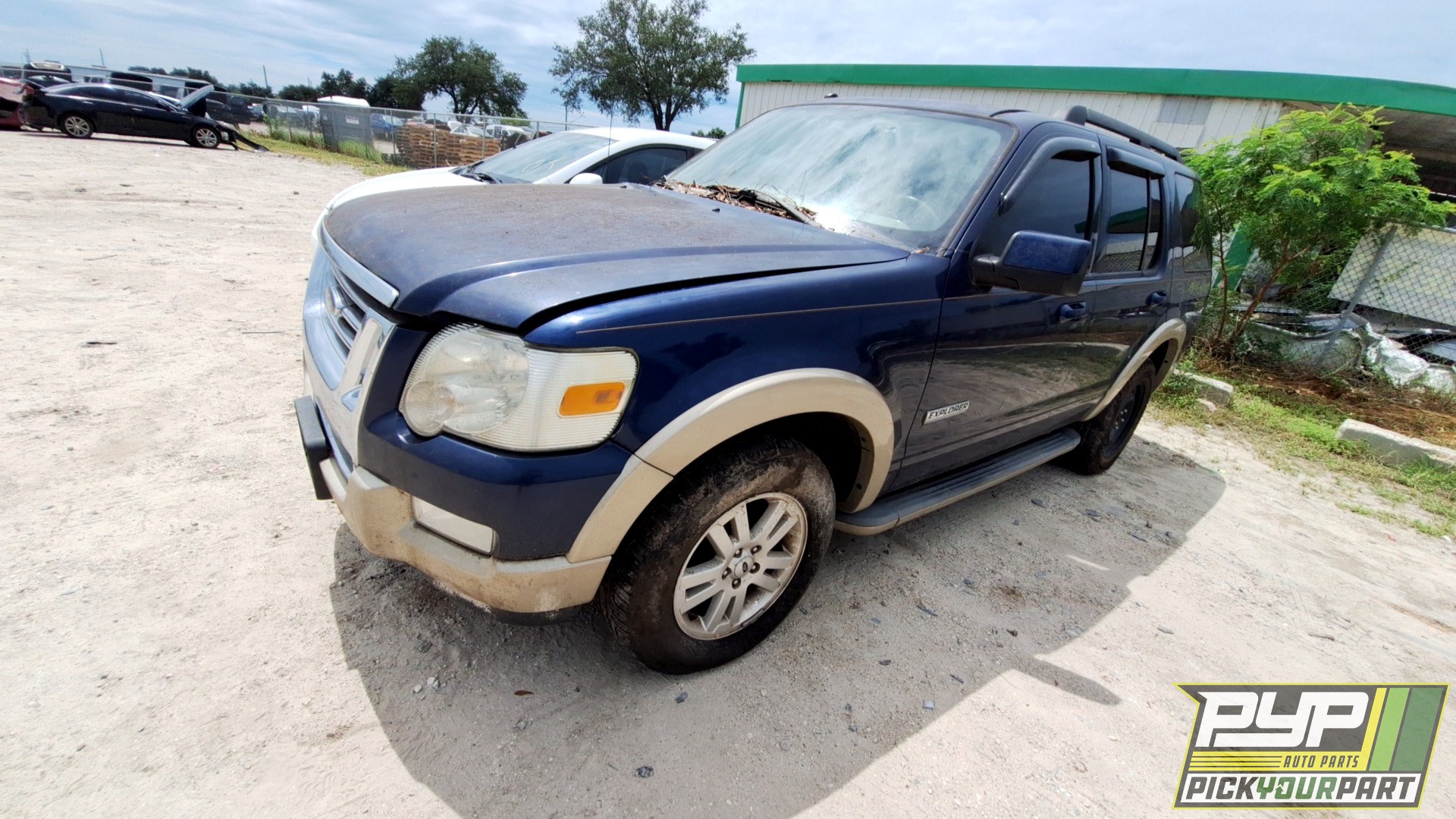2008 FORD EXPLORER available for parts