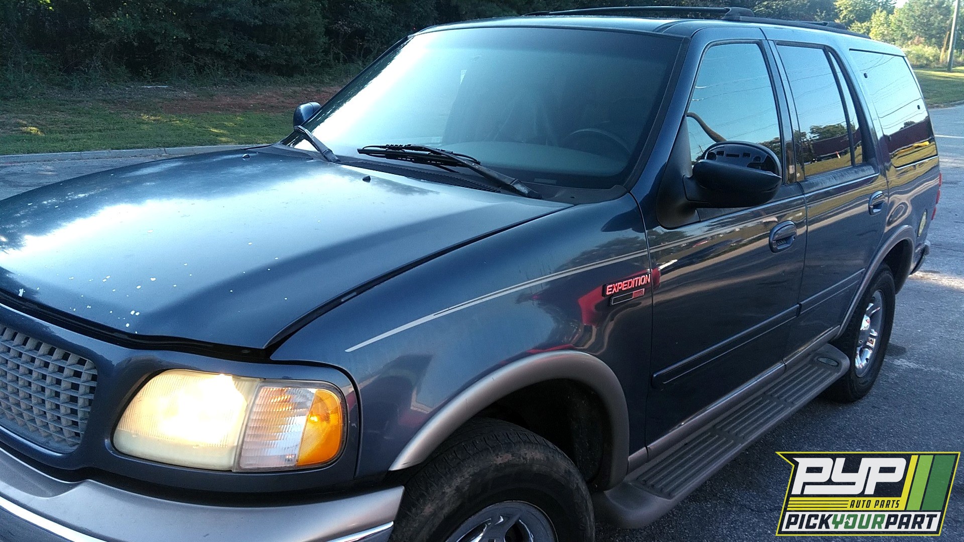 2002 FORD EXPEDITION available for parts