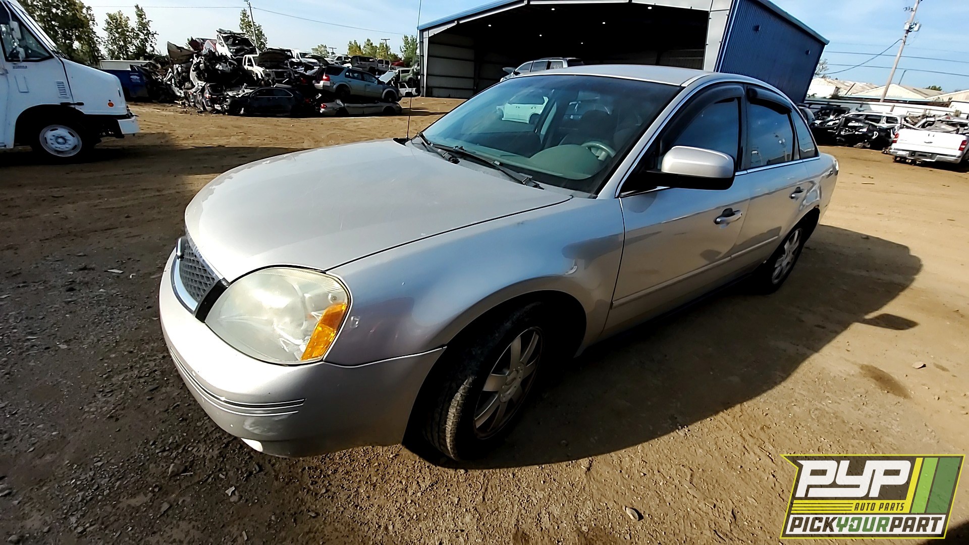 2006 FORD FIVE HUNDRED available for parts
