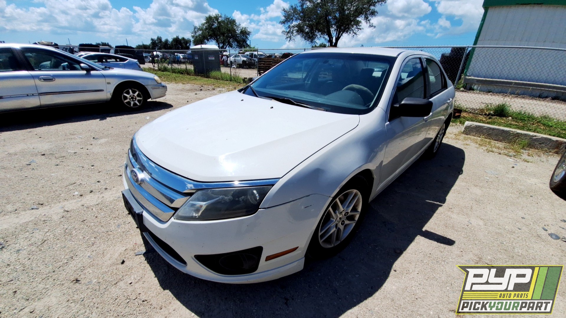 2010 FORD FUSION available for parts