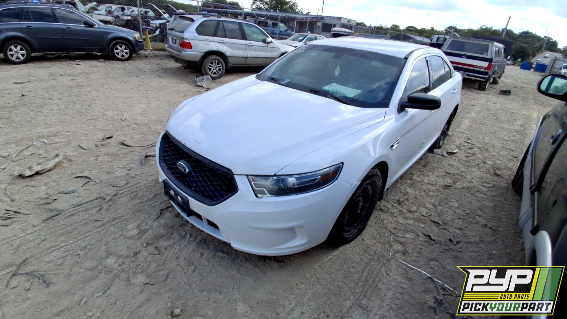2016 FORD POLICE INTERCEPTOR SEDAN available for parts