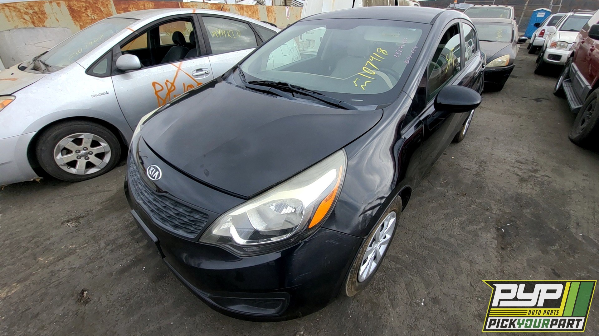 2013 KIA RIO partes disponibles